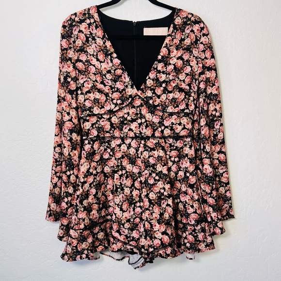 KEEPSAKE The Label One Love Playsuit Romper Floral Medium - Picture 4 of 15